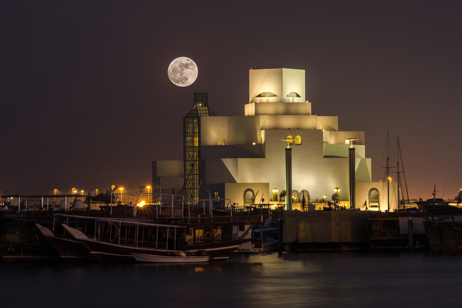 you-can-see-the-supermoon-in-doha-this-week-time-out-doha