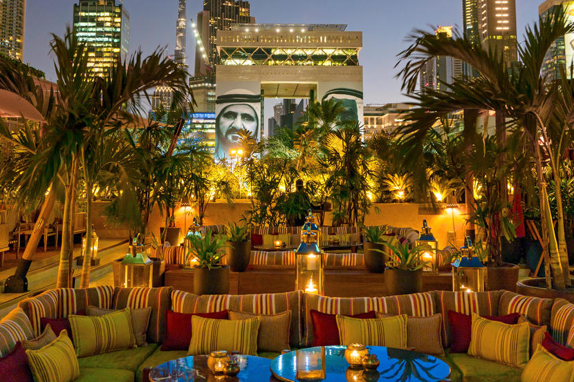 Places to dine sales in